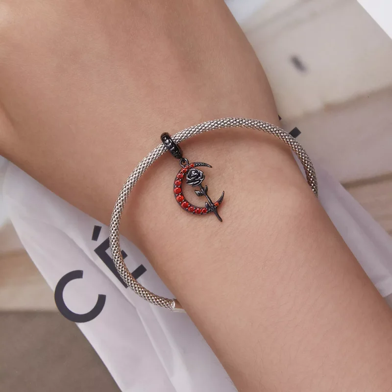(resim) Pandora Stili Ay Gül Sallantılı Küpe - SCC2384 - Görüntüle 5