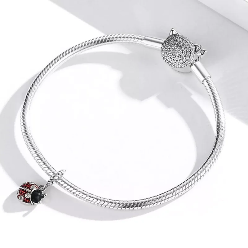 (resim) Pandora tarzı Altı Yıldızlı Uğur Böceği Sallantılı Charm - SCC1874 - Görüntüle 4