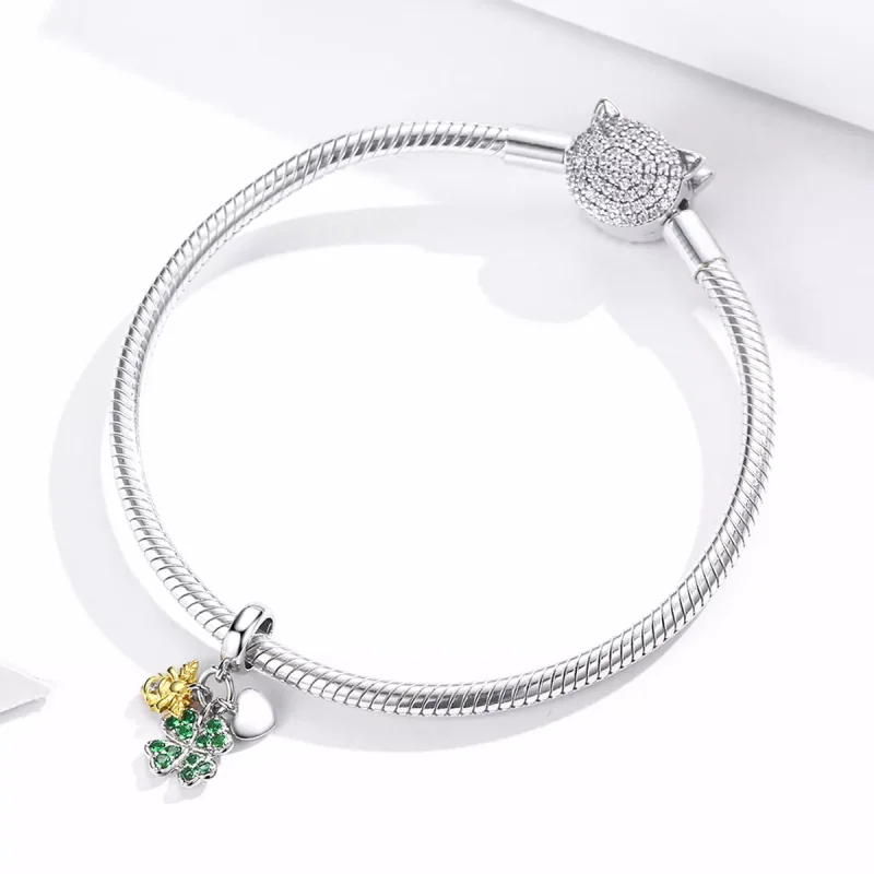 (resim) Pandora tarzı iki renkli İki Renkli Arı ile Yonca Sallantılı Charm - BSC303 - Görüntüle 3