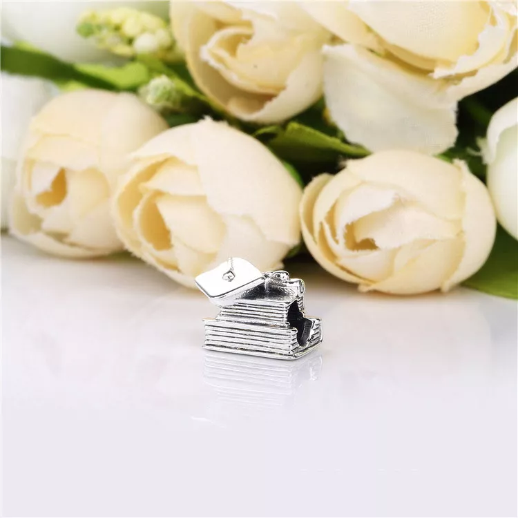 (resim) Pandora Charm, Mezuniyet Diploması - 798034 - Görüntüle 3