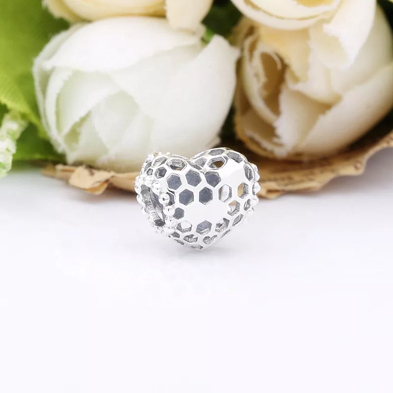 (resim) Pandora Arı Mutlu Petek Kalp Charm - 798769C00 - Görüntüle 3