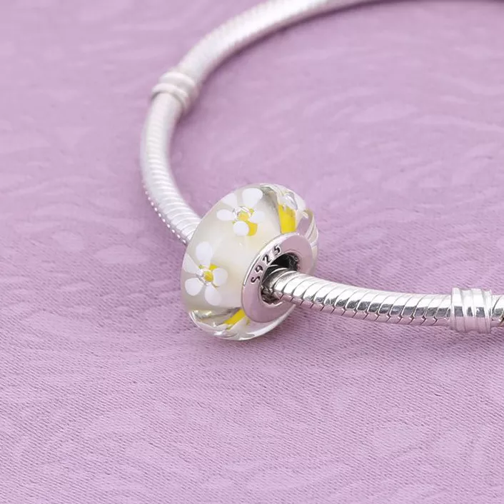 (resim) Pandora Charm, Red Flower charm with red and white murano glass - Görüntüle 4