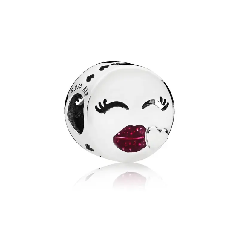 PANDORA Öpücük Charm, Kiraz Kırmızısı Parıltılı Emaye - 796561EN152 - Ürün Resmi