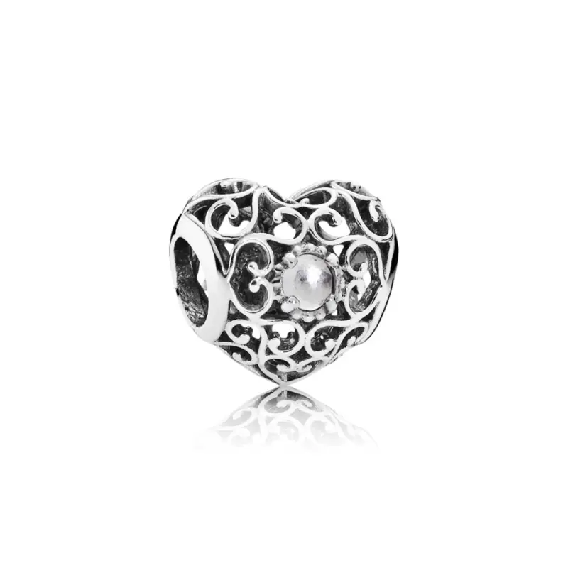 PANDORA Nisan Kalp Charm, Kaya Kristali - 791784RC - Ürün Resmi